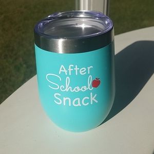 Stainless insulated wine tumbler with lid